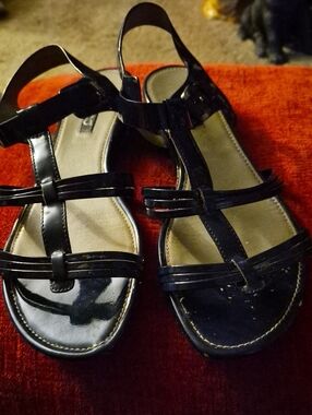 ECCO Navy Blue Patent Leathers Strappy Buckle Sandals